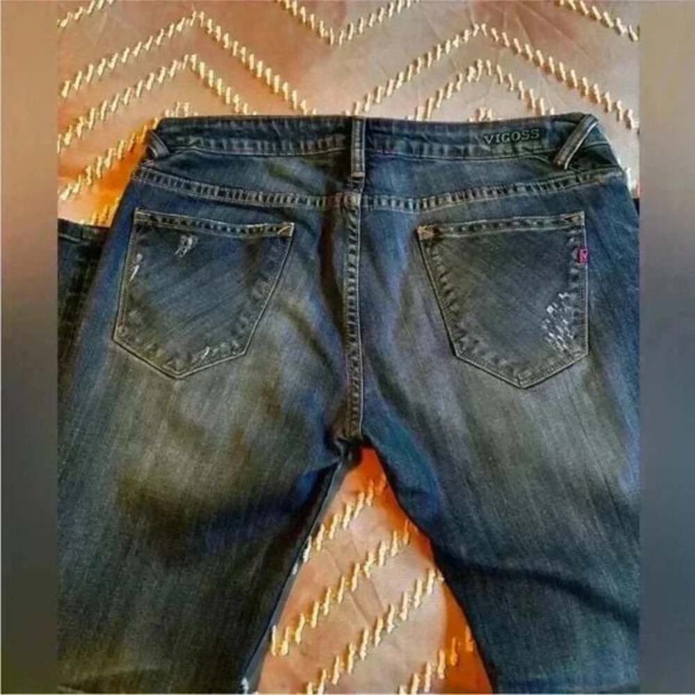 Vigoss Jeans - The Thompson Tomboy, Medium Wash Distressed Jeans Women's 31x27 - Picture 7 of 10